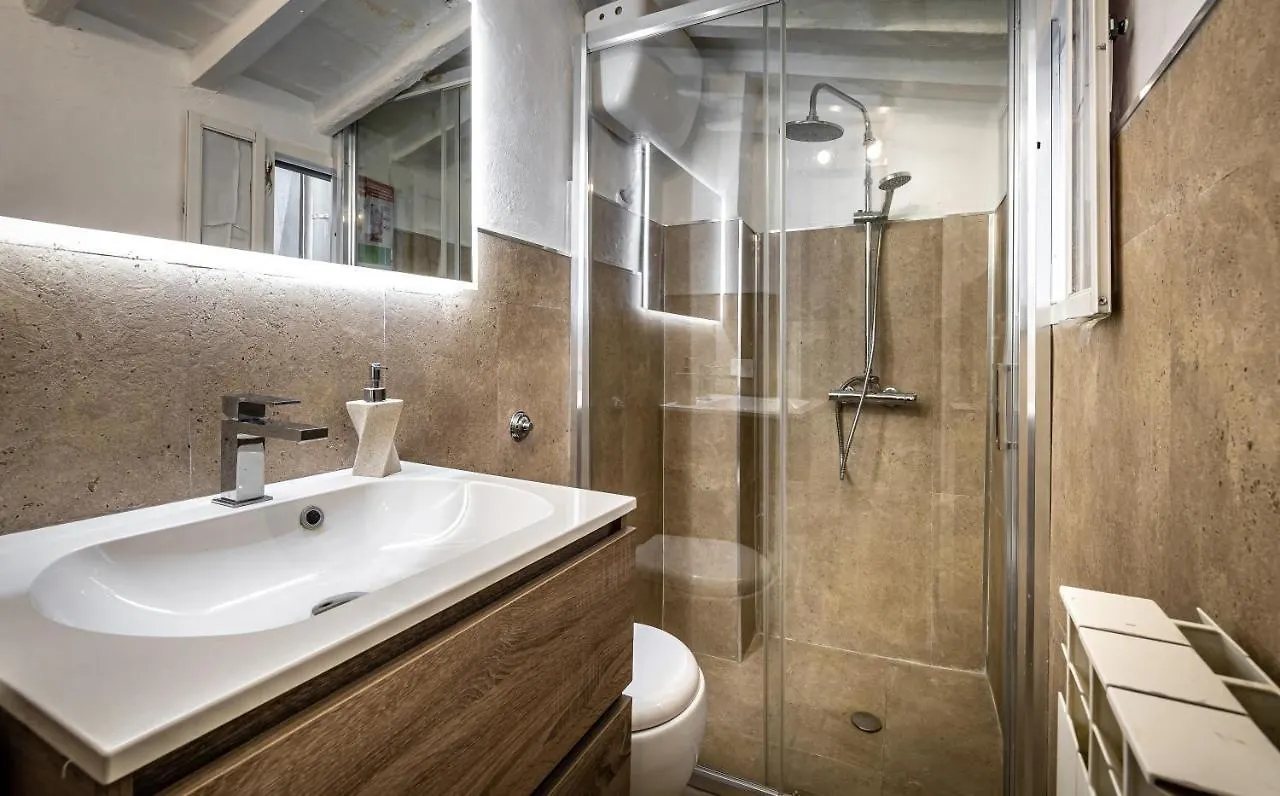 Apartment Florentine Experience In Santa Croce Florence
